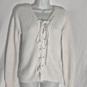 LOVE BY DESIGN white V-neck knit sweater with string tie and eyelets, Small